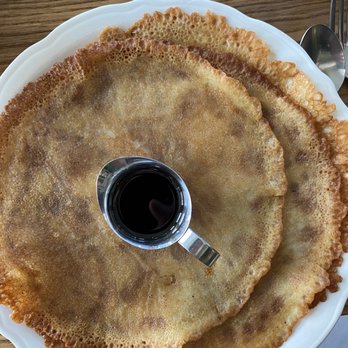 Maple + Batter - Flapjacks with delicious crispy edges - Breakfast & Brunch Near Me - Bay Harbor, Michigan Maple + Batter - Flapjacks with delicious crispy edges - Breakfast & Brunch Near Me - Bay Harbor, Michigan
