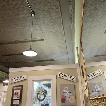 Bristol Bagels & Bakery - Breakfast & Brunch Near Me - Bristol, Tennessee