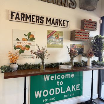 Flor De Lima Farms - inside - Juice Bars & Smoothies Near Me - San Fernando, California Flor De Lima Farms - inside - Juice Bars & Smoothies Near Me - San Fernando, California