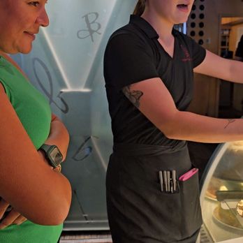 BB's - Picking of the Desert time - New American Near Me - Jacksonville, Florida