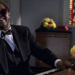 Harmony Toluca Lake - Scene from Big Momma's House https://www.imdb.com/title/tt0208003/locations/?ref_=tt_dt_loc