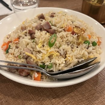 606 - Updated December 2025 - 954 Photos & 475 Reviews - 606 Broadway ...