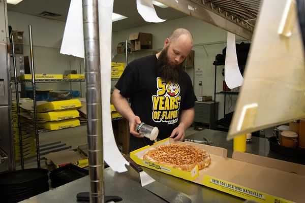 Hungry Howie's Pizza