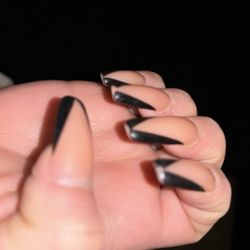 Win Nails and Spa