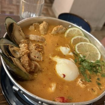Pranakhon Thai Restaurant - OMG Mama More Fire - Thai Near Me - New York, New York Pranakhon Thai Restaurant - OMG Mama More Fire - Thai Near Me - New York, New York