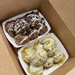 Nutella with Oreo crumble and pistachio & cream with almonds. Nutella with Oreo crumble and pistachio & cream with almonds.