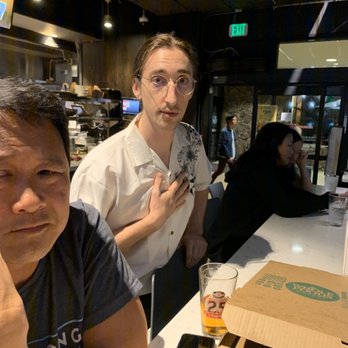 Puka's - Not a nice server - Bars Near Me - Honolulu, Hawaii