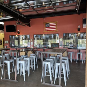 HWY 50 Brewery - Indoor seating - Breweries Near Me - Camino, California HWY 50 Brewery - Indoor seating - Breweries Near Me - Camino, California