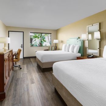CoCo Key - Deluxe Double- Exterior Corridor - Resorts Near Me - Orlando, Florida CoCo Key - Deluxe Double- Exterior Corridor - Resorts Near Me - Orlando, Florida