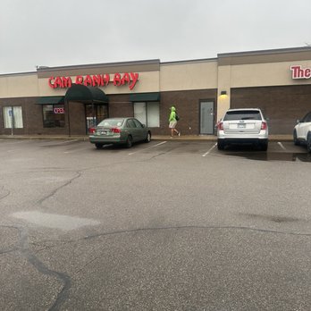 Cam Ranh Bay - Located in a strip mall- plenty of free parking - Chinese Near Me - Burnsville, Minnesota