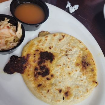Catrachos Restaurant - Pupusa revuelta - Salvadoran Near Me - West Valley City, Utah Catrachos Restaurant - Pupusa revuelta - Salvadoran Near Me - West Valley City, Utah