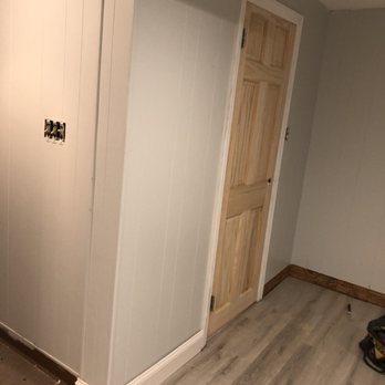 The Day Husband - Molding and floor - General Contractors Near Me The Day Husband - Molding and floor - General Contractors Near Me