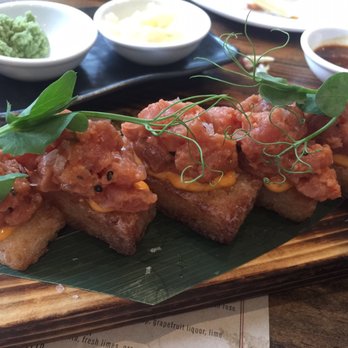 Pubbelly Sushi Brickell - Bigeye tuna (crispy rice) good appetizer - Sushi Bars Near Me - Miami, Florida Pubbelly Sushi Brickell - Bigeye tuna (crispy rice) good appetizer - Sushi Bars Near Me - Miami, Florida