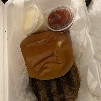 Shannon View Inn - Burger - Irish Pub Near Me - Warwick, Rhode Island