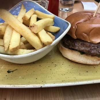Giraffe - Modern European Near Me - Hounslow, XGL