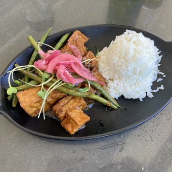 Duckine - Tofu - Chinese Near Me - Lahaina, Hawaii