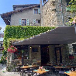 La Perche - Patio seatings (06/2024)