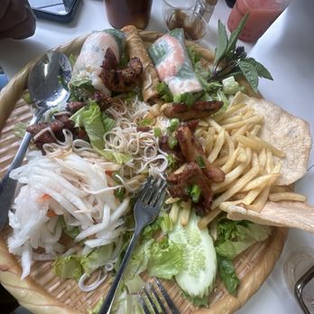 Joy Yee Noodle - Chinese Near Me - Chicago, Illinois