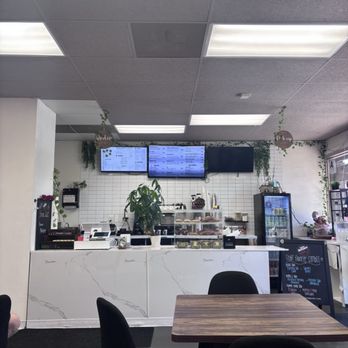 Mikara Cafe - Counter - Coffee & Tea Near Me - San Diego, California
