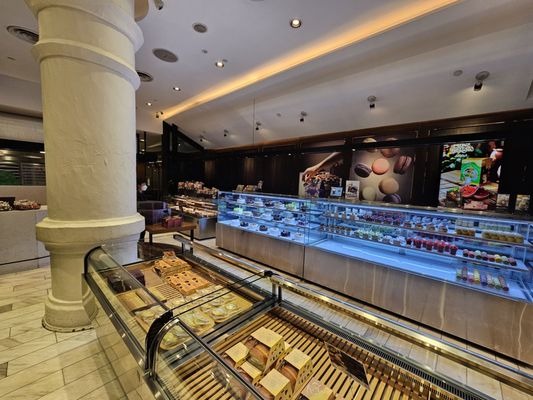 Pavilion Kuala Lumpur by null