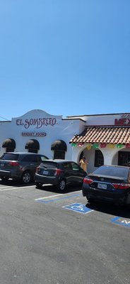 El Sombrero by null