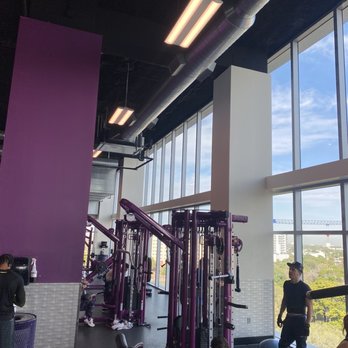 Planet Fitness - View - Gyms Near Me - Miami, Florida Planet Fitness - View - Gyms Near Me - Miami, Florida