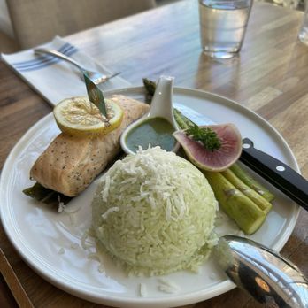 Lapisara Eatery - Taste of the Sea - Breakfast & Brunch Near Me - San Francisco, California