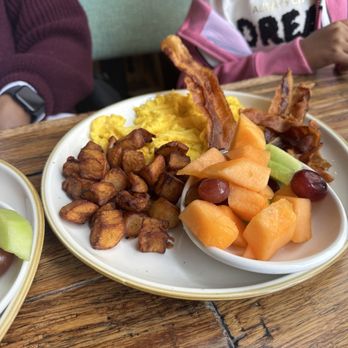 Bar Solita - Eggs Platter - Wine Bars Near Me - Richmond, Virginia Bar Solita - Eggs Platter - Wine Bars Near Me - Richmond, Virginia