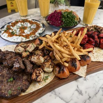 Naan Kabob - NK Platter Mantu - Kebab Near Me - Toronto, Ontario
