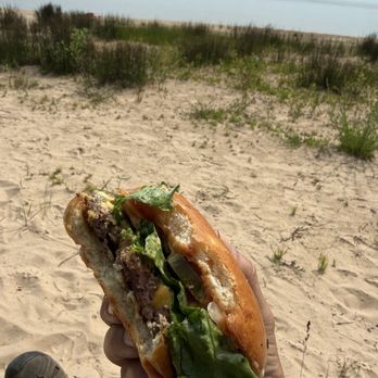 Moofinfries - Cheeseburger in paradise! - Burgers Near Me - Naubinway, Michigan Moofinfries - Cheeseburger in paradise! - Burgers Near Me - Naubinway, Michigan