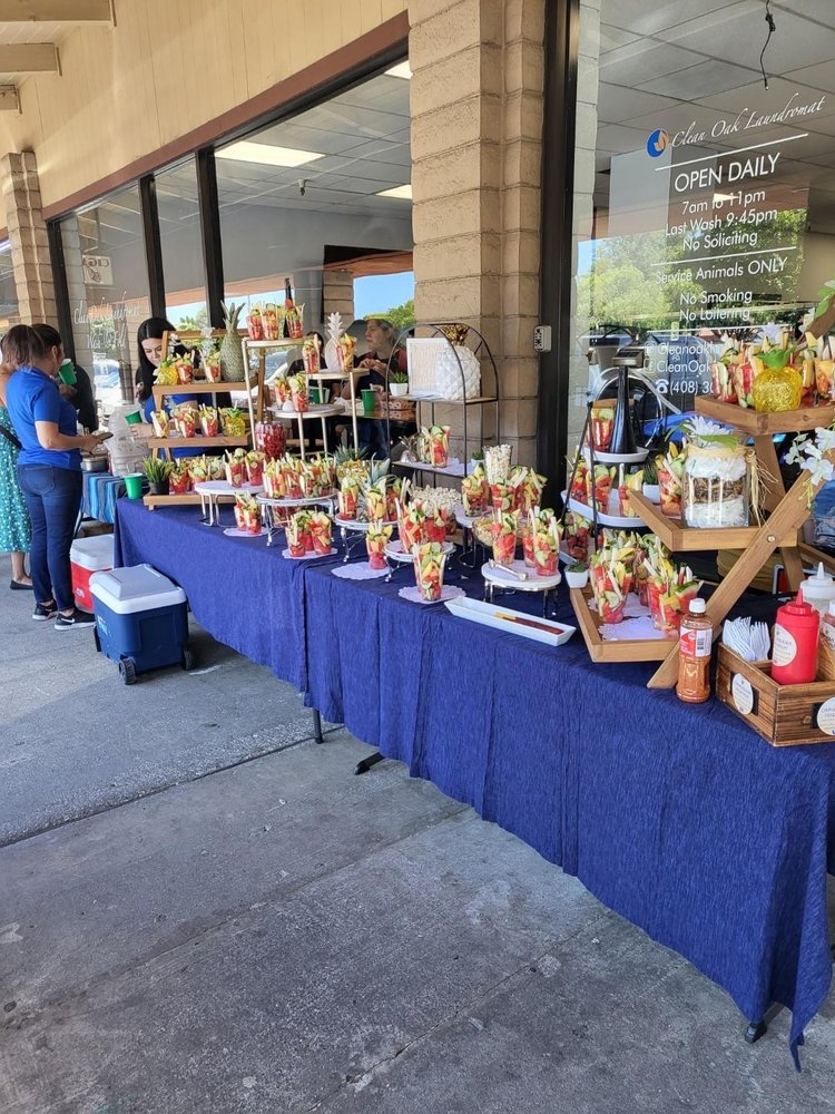 Copacabana Fresh Fruit Logo