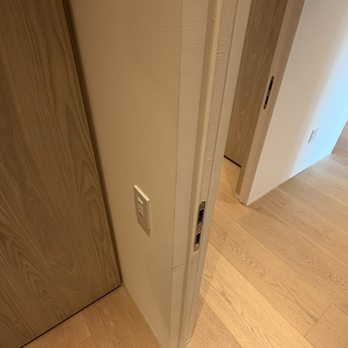 Caliber Contractors - Wallpapering Near Me