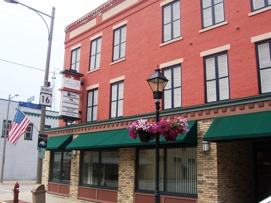 Johnson & Hellekson Real Estate LLC