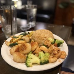 Yokoso Japanese Steakhouse & Sushi - Shrimp and Scallops