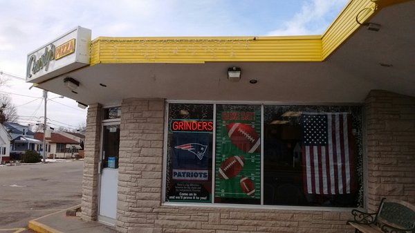 Crusty's Pizza by null