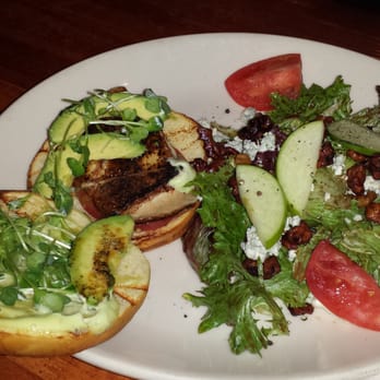 Salt Creek Grille - Ahi tuna sandwich - New American Near Me - Rumson, New Jersey