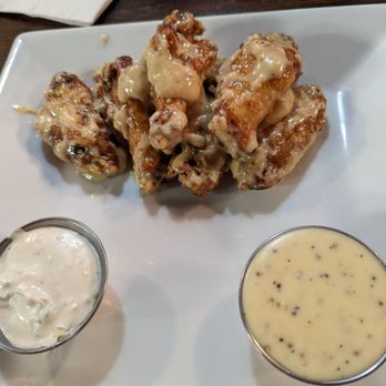 Grainsley's Kitchen + Drinks - Garlic parmesan wings - Cocktail Bars Near Me - Warwick, Rhode Island Grainsley's Kitchen + Drinks - Garlic parmesan wings - Cocktail Bars Near Me - Warwick, Rhode Island