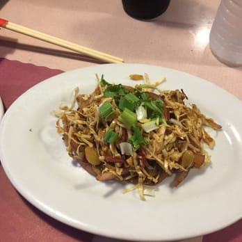 Yamo - Tea leaf salad - Burmese Near Me - San Francisco, California