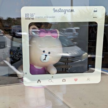 Möge Tee - Winter Garden - IG standee - Bubble Tea Near Me - Winter Garden, Florida