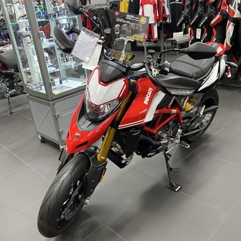 Wheels In Motion - 2020 Ducati Hypermotard 950 SP - Motorcycle Dealers Near Me - Chatsworth, California Wheels In Motion - 2020 Ducati Hypermotard 950 SP - Motorcycle Dealers Near Me - Chatsworth, California