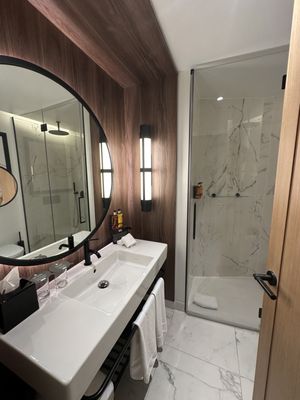 H10 Madison by null