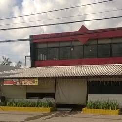 Brazzettus Churrascaria e Pizzaria - Fachada.