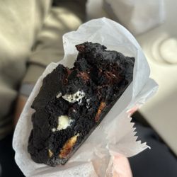 Levain Bakery - Black and White Cookie