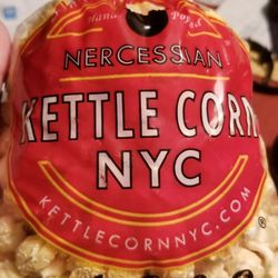 KETTLE CORN NYC - Love the Yelp logo on the bottom of the bag of Kettle Corn!