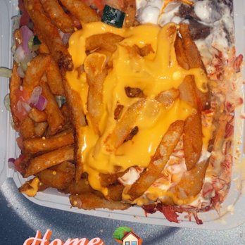 Halal Munchies - IG: Tourguidebuddz - Halal Near Me - Queens, New York Halal Munchies - IG: Tourguidebuddz - Halal Near Me - Queens, New York