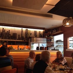 Tallwood - The bar and open kitchen