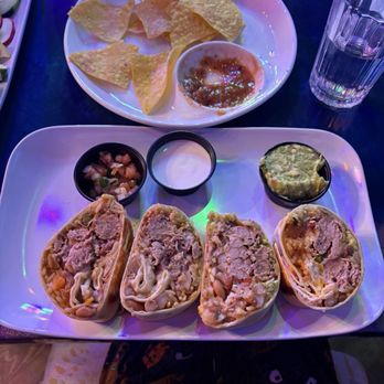 La Colina Mexican Cantina - Volcano Burrito - Mexican Near Me - Cranford, New Jersey La Colina Mexican Cantina - Volcano Burrito - Mexican Near Me - Cranford, New Jersey