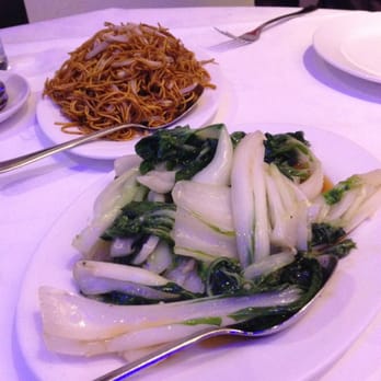 Good World Restaurant - Pak/bok choi with garlic & ginger and friend noodles - Chinese Near Me - Dublin, D Good World Restaurant - Pak/bok choi with garlic & ginger and friend noodles - Chinese Near Me - Dublin, D