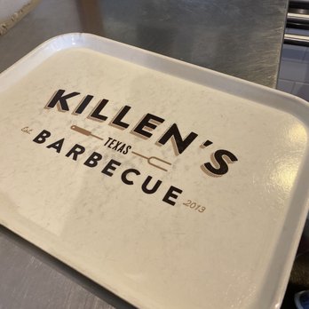 Killen's Barbecue - Ready to fill up my plate - Barbeque Near Me - Pearland, Texas