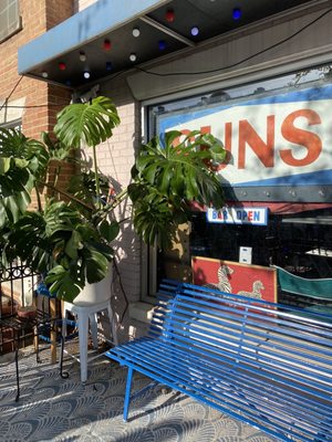 Suns Cinema - Theater & Bar by null